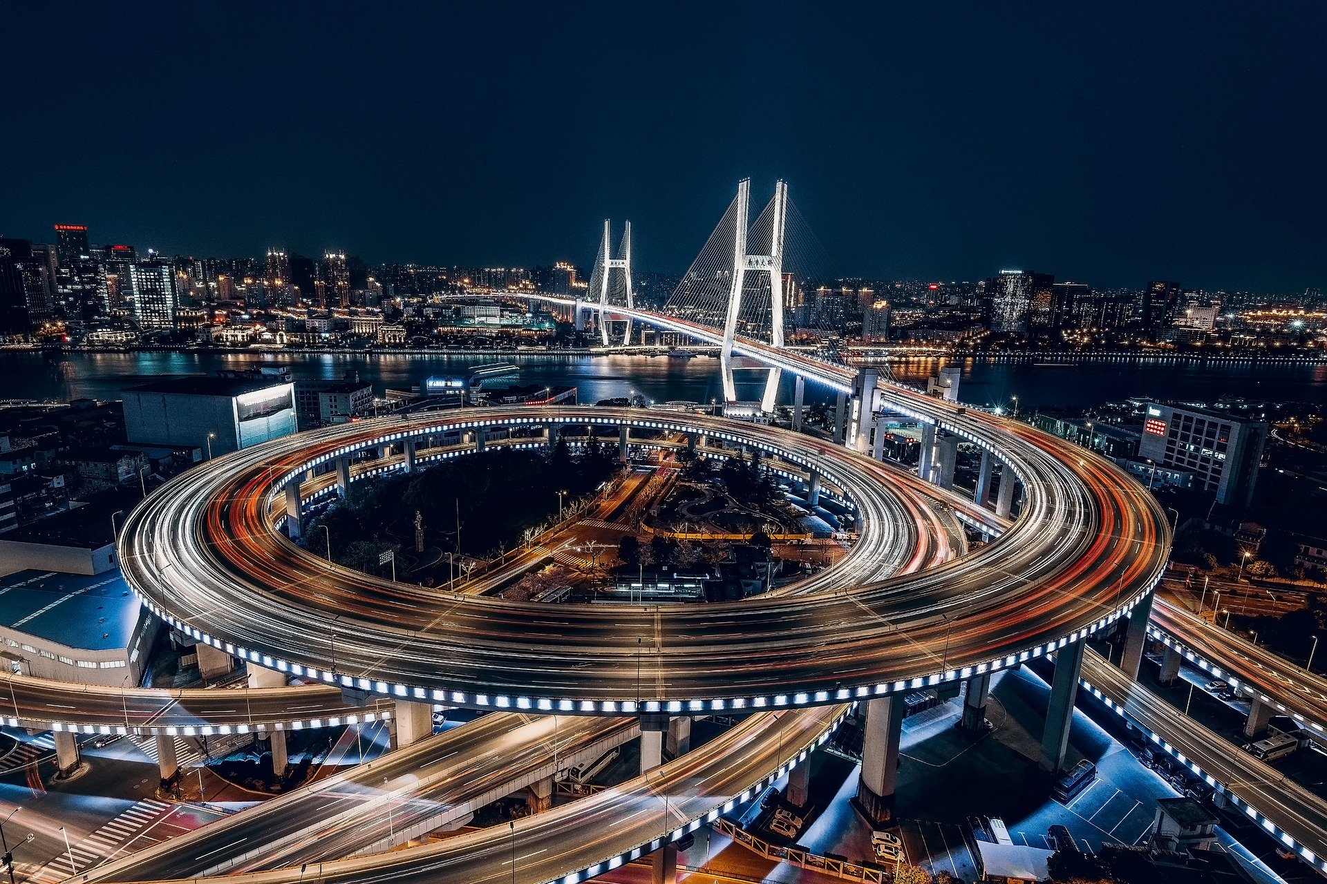 Shanghai dizzying city